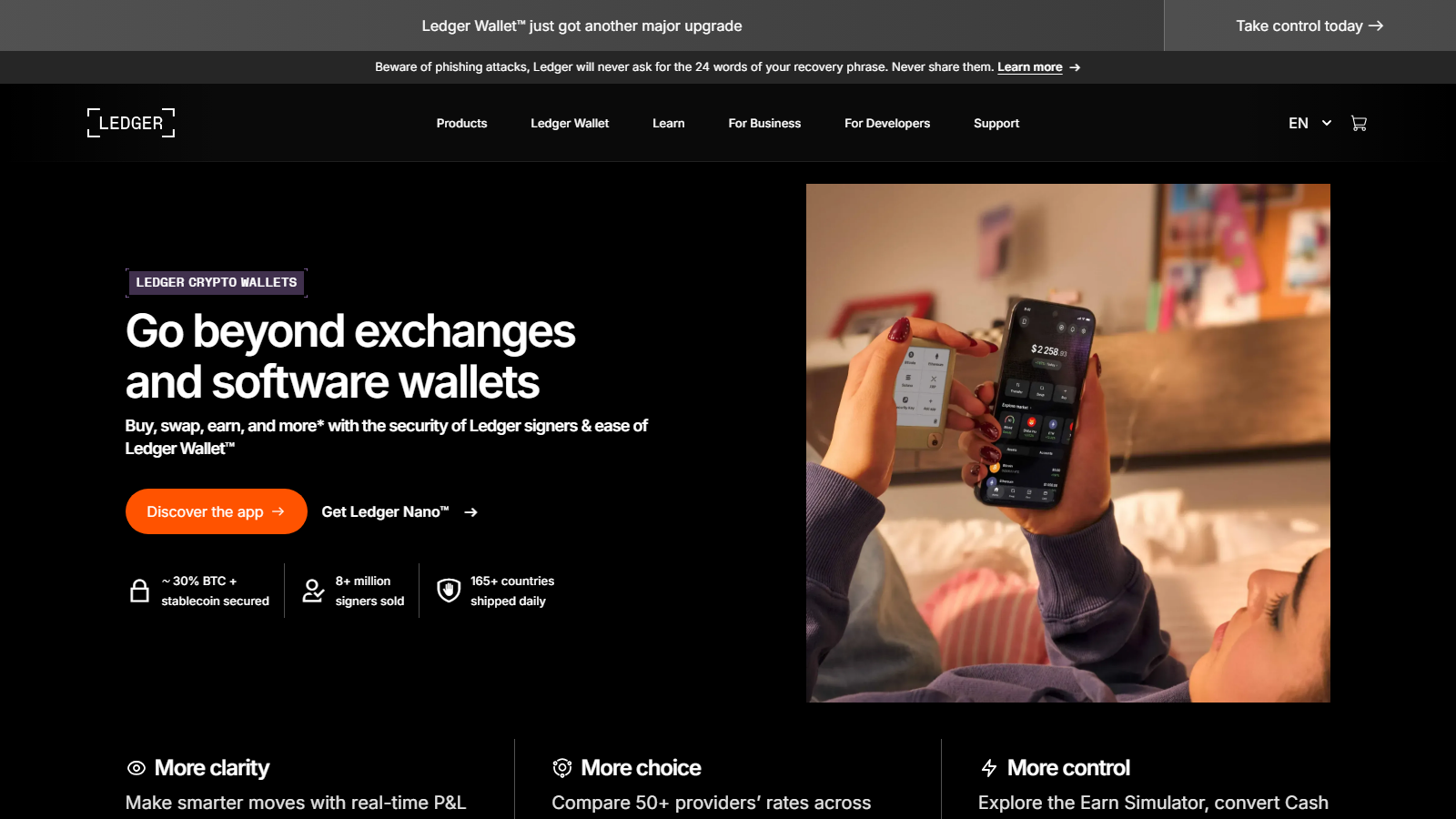 Bitcoin Hardware Wallet Security Comparison: Signing and Recovery Workflows
